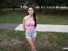 18 jahre, Braunhaarige, Schwanz, Im freien, Höschen, Muschi, Erotischer film, Jungendliche (18+)