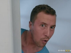 Американки, Большие сиськи, Блондинки, Парочка, Член, Пирсинг, Короткая стрижка, Тату