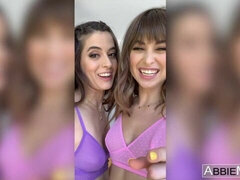 Спальня, Большая жопа, Лесбиянка, Белье, Мастурбация, Натуральные сиськи, Молоденькие, Сиськи