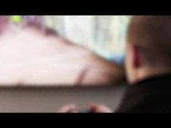 Chambre à dormir, Homme nu et filles habillées, Famille, Femme au foyer, Mature, Maman, Rousse roux, Épouse