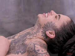 Leigh Raven And Valerica Steele inked lesbians sex