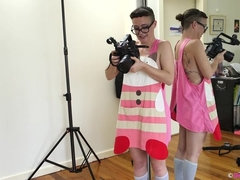 Braunhaarige, Höschen, Rock