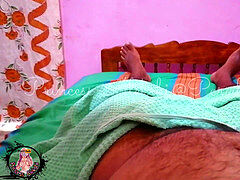 Vingeren, Indisch, Masturbatie, Moeder die ik wil neuken