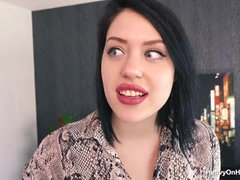 Enthousiasteling, Pijpbeurt, Mollig, Fetisj, Hardcore, Pissen, Kut duiken, Tieten likken
