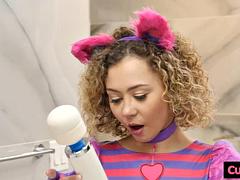 Spinner Cum Drain Goes Trick Or Treating For Creampie ft. Allie Addison: Porn