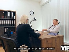 In den arsch, Schönheit, Blondine, Blasen, Brille, Natürlichen titten, Realität, Rasiert