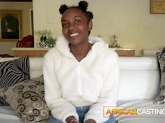 18 jahre, Afrikanisch, Leie, Blasen, Hundestellung, Hardcore, Milf, Jungendliche (18+)