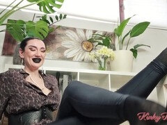 Britisch, Domination, Füsse, Weibliche domination, Absätze, Anleitung, Milf, Pov