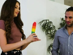 Blasen, Hundestellung, Interrassisch, Natürlichen titten, Russisch, Rasiert, Jungendliche (18+), Spielzeuge