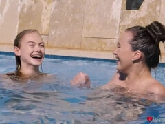 Skinny Dippin  , Coochie Lickin   Lesbian 3some