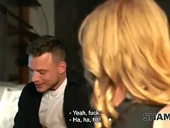 Grote mammen, Blond, Bedriegen, Stel, Tsjechisch, Rijpe lesbienne, Natuurlijke tieten, Tatoeage