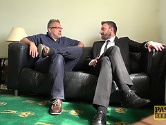 Blasen, Britisch, Kehlenfick, Fetisch, Brille, Rau, Schreiend, Titten