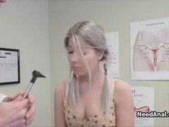 アナル, お尻, ブロンド, フェラチオ, 医者, 試験, 指いじり, ティーン