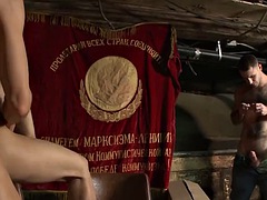 Grosser schwanz, Blasen, Spermaladung, Gruppe, Hardcore, Muskel, Orgie, Flotter dreier