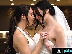 Penetracion con dedos, Hd, Besar, Pezones, Coño, Sexo fuerte, Chupando, Boda