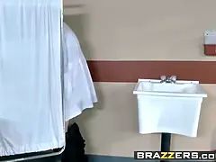 Brazzers - physician adventures - Ariella Ferrera Danny D - wet