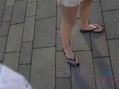 Petite amie, Culottes ou slips, Petite femme, Chatte, Rasée, Maigrichonne, Dénudage, Nénés