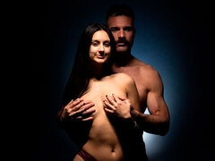 Arsch, Blasen, Braunhaarige, Hundestellung, Handjob, Küssen, Muschi, Jungendliche (18+)