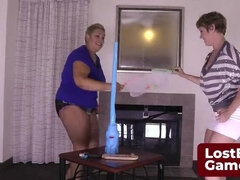 Grote mammen, Blond, Vies, Spel, Hd, Lesbisch, Moeder die ik wil neuken, Strippen