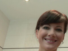 Брюнетки, Женщины, Хд, Натуральные сиськи, Бритые, Соло, Молоденькие, Сиськи