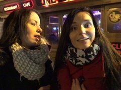 Cul, Gros cul, Sucer une bite, Brunette brune, Pov, Rasée, Claque, Tatouage