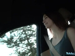 18 ans, Brunette brune, Tchèque, Nue  à poil, Public, Étudiant, Adolescente, Nénés