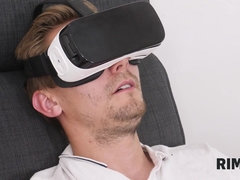 Blasen, Geschnappt, Studentin, Aufs gesicht abspritzen, Fetisch, Handjob, Rotschopf, Arsch lecken