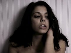 Brunette brune, Voiture, Couple, Latex, Seins naturels, Étudiant, Adolescente, Plan cul à trois