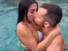デカチン, デカパイ, キス, ラティーナ, 筋肉, サウナ, タトゥー, オッパイの