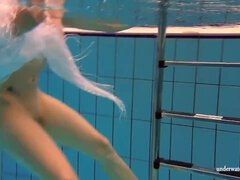 18, 茶髪の, ドレス, 女, プール, 公共, 一人, ティーン