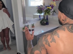 Gros seins, Interracial, Masturbation, Mature, Mère que j'aimerais baiser, Pute, Nénés, Mouillée