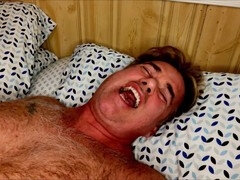 Cul, Chambre à dormir, Gros cul, Grosse bite, Tir de sperme, Papa, Homosexuelle, Branlette thaïlandaise