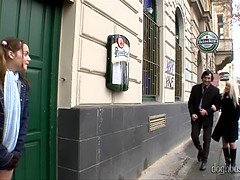 In den arsch, Schönheit, Spermaladung, Aufs gesicht abspritzen, Gruppensex, Milf, Ablutschen, Flotter dreier