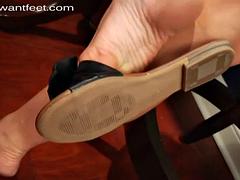 Tussi, Blondine, Füsse, Fetisch, Pov, Schuhe, Solo, Scherzbold