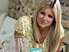 Scarlet Red and Tanya Tate at Mommys Girl