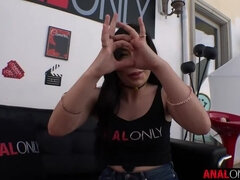 Arsch, Schwarz, Kehlenfick, Klaffend, Reiten, Tätowierung, Tanga, Spielzeuge