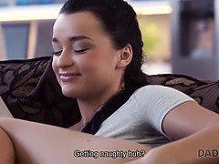 Sucer une bite, Brunette brune, Attrapée, Papa, Queue, Doigter, Branlette thaïlandaise, Hd