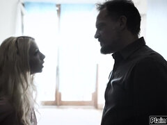 18 años, Verga grande, Rubia, Mamada, Polla, Tabú, Tatuaje, Adolescente