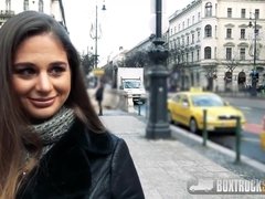 Большие сиськи, Минет, Брюнетки, Парочка, Мастурбация, Порнозвезда, На публике, Бритые