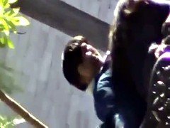 Любители, На публике, Подглядывание