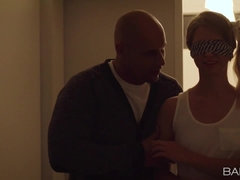 Nana, Grosse bite, Gros seins, Blonde, Sucer une bite, Rousse roux, Plan cul à trois, Nénés