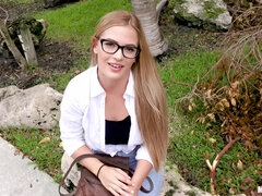 Arsch, Blondine, Schwanz, Brille, Milf, Im freien, Öffentlich, Muschi