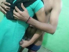 18, デカ尻, 大学生, インド人, お仕置き, ユニフォーム