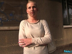 Leie, Blondine, Blasen, Auto, Europäisch, Geld, Pov, Realität