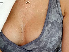 アメリカ人, 巨乳な, 中出し, Hd, 熟年, 母, 締まりの良い, オッパイの