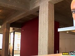 Grosser arsch, Grosser schwanz, Kehlenfick, Würgen, Hd, Interrassisch, Latex, Pov