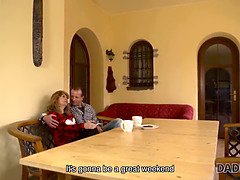 Kont, Vriendje, Bruinharig, Dochter, Hd, Rijpe lesbienne, Moeder, Kut duiken