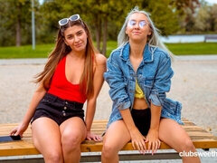 Dormitorio, Rubia, Penetracion con dedos, Besar, Masturbación, Coño, Adolescente, Tetas