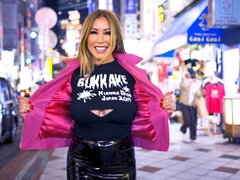 Gek, Sperma shot, Sperma in gezicht, Handbeurt, Likken, Moeder die ik wil neuken, Strippen, Tietenklus