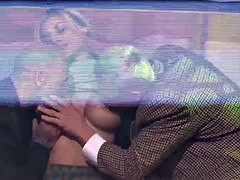 Rubia, Sexo duro, Orgía, Público, Trio